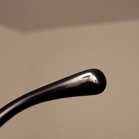 Fashion Brand Company Black Hole Sunglasses with Case - Picture 8 of 8